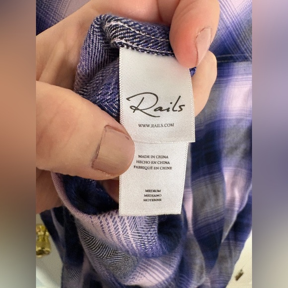 Rails Hunter Shirt – Size Medium | Orchid Navy Plaid & Check - Picture 13 of 14